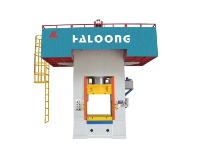 華隆全自動耐火磚生產線現場展示