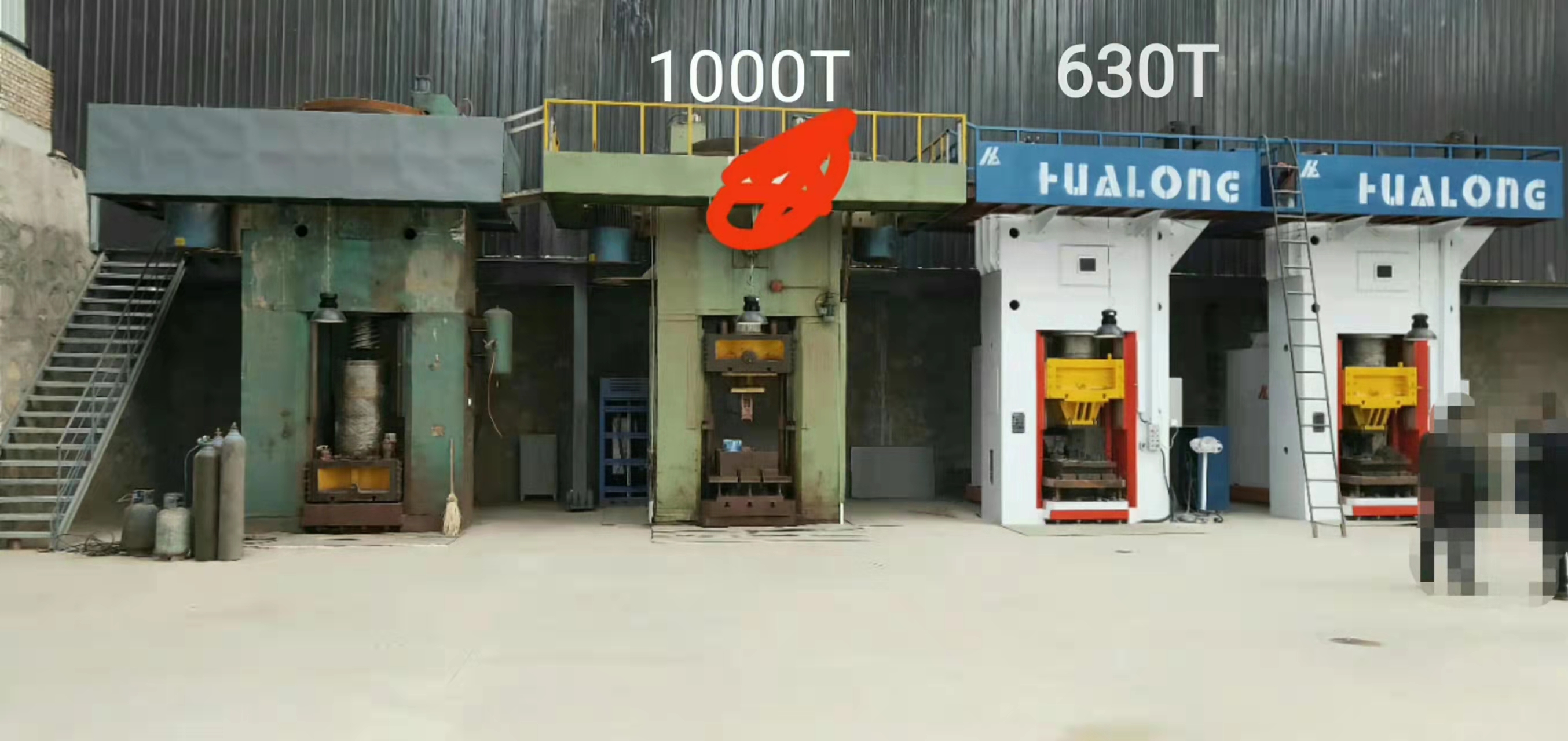 壓力機(jī)對比圖